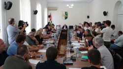 В ПАРЛАМЕНТЕ ОБСУЖДАЕТСЯ ПРОЕКТ ЗАКОНА &laquo;О РЕГУЛИРОВАНИИ ПРАВОВОГО СТАТУСА АПАРТ-ОТЕЛЕЙ И АПАРТАМЕНТОВ&raquo;