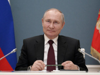 ВЛАДИМИР ПУТИН ПОЗДРАВИЛ БАДРУ ГУНБА С ИЗБРАНИЕМ НА ПОСТ ПРЕЗИДЕНТА