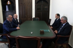 РАУЛЬ ХАДЖИМБА  ВСТРЕТИЛСЯ  С РУКОВОДСТВОМ ПОГРАНУПРАВЛЕНИЯ ФСБ РОССИИ В АБХАЗИИ